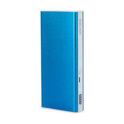 昂臣11000毫安金屬移動電源評測 典雅天空藍，雙U口智能輸出讓充電更高效